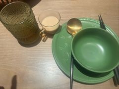 -耶里夏丽·丝路国际·新疆餐厅(浦东区东方路店)