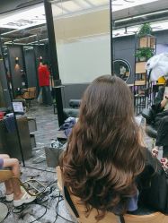 -藤野造型•烫染专业店