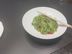 -忆江南·临江鱼馆