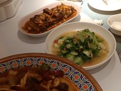 -巴特餐饮6加1音乐餐吧·新疆菜