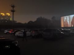 -枫花园汽车电影院(朝阳公园店)