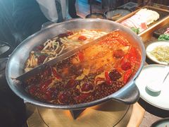 -湊湊火锅·茶憩(新中关购物中心店)
