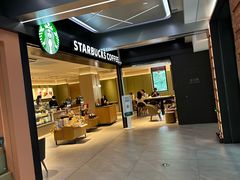-星巴克臻选(上海中环广场2F店)