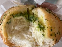 火腿蒜香乳酪包-好利来(西罗园店)
