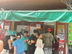 -Bánh Mì Huynh Hoa