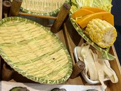 招牌松茸肉丸-名善山珍·野生菌汤锅(文殊院店)