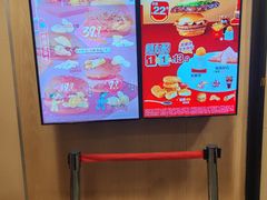 -麦当劳(军博店)