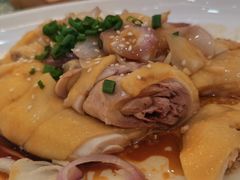 红葱头淋鸡-东江渔村·古典园林·30年粤菜老字号(太和店)