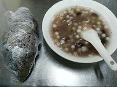 -芳婆糕团店(王府大街店)