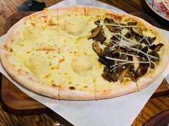 -I HOLIC艾豪丽披萨(KKone店)
