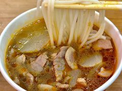 生烫鲜牛肉粉-江三王记牛杂馆(总店)