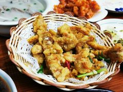 -胡子饮食店
