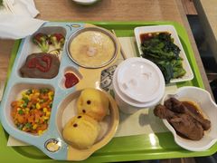 -老乡鸡(武汉光谷天地坐标城店)