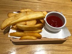-LO CALCOW卡路力轻食主义餐厅(陆家嘴店)