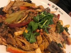 -拿渡·水煮鱼麻辣香锅(王府井奥莱·香江小镇店)
