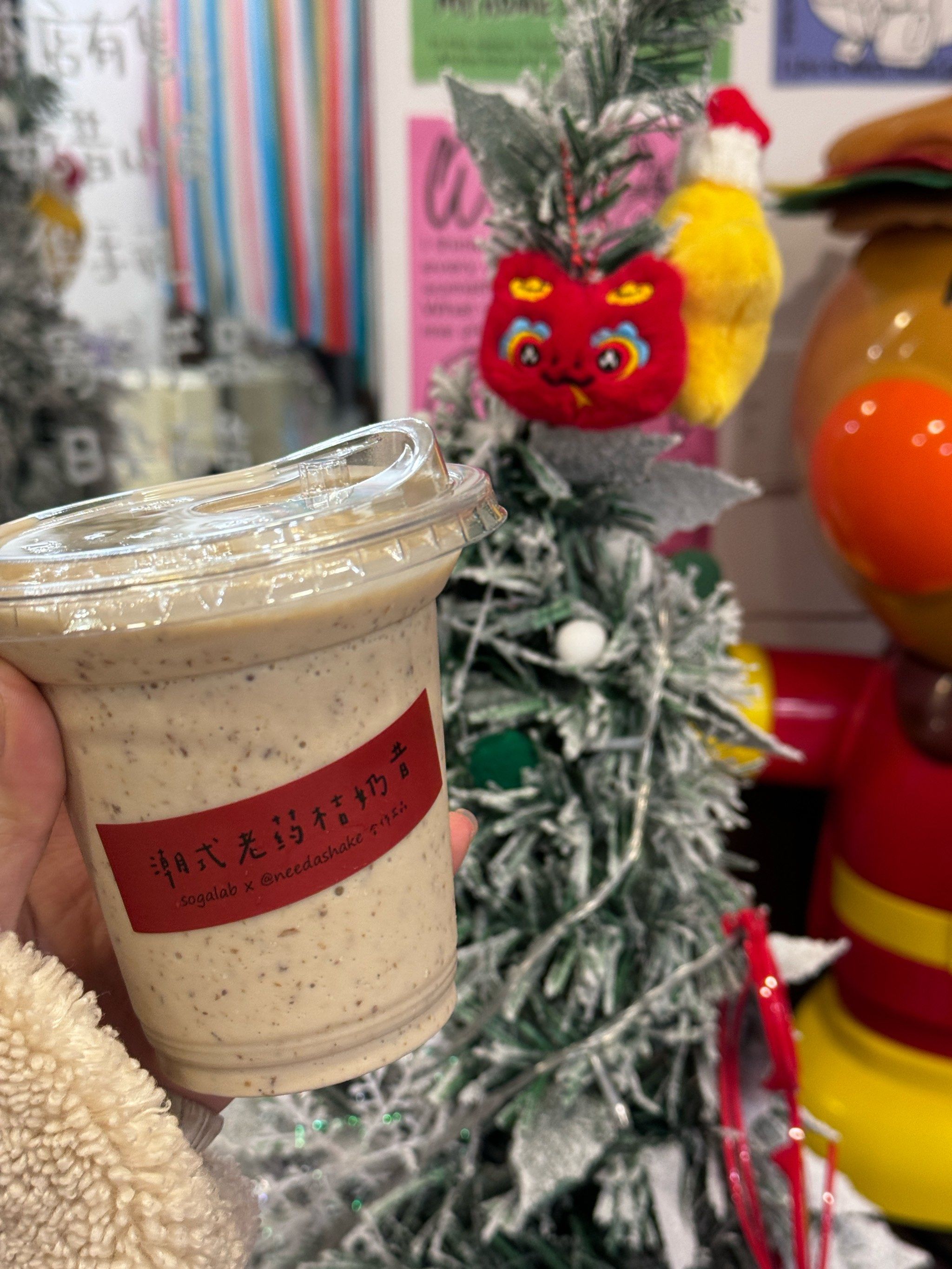 在奶昔商店也喝到潮式老药桔奶昔啦