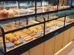 面包甜点陈列柜-御蝶坊生日蛋糕KNAC(创业店)