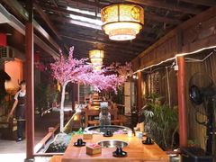 大堂-三道苗苗鱼·美蛙黄辣丁(八里店)