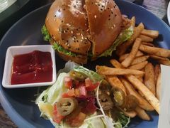 -Famous肥猫墨西哥音乐餐吧(五棵松华熙LIVE店)