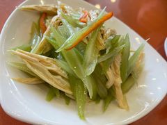 西芹腐竹-北京小肠陈饭庄(方庄店)
