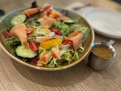 三文鱼鲜果沙拉-Maxpoint Kitchen 西餐咖啡(乐峰广场店)