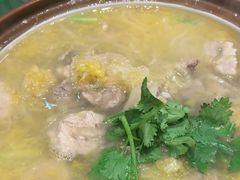 -香山湖家家宴(中山陵店)