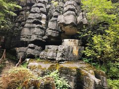 -梭布垭石林景区