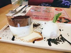 -必胜客(上地华联店)