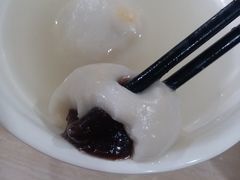 -老西白点心店