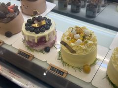 -花花卷卷·鲜食蛋糕(泉屋店)