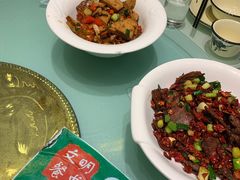-湘潭九龙鱼头店(城南西路店)