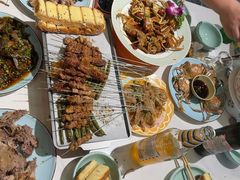 -嗨辣小聚·盘锦河蟹·海鲜烧烤龙虾(盘锦十年好店)