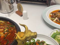 -万重锦·人文川菜馆(骡马市店)