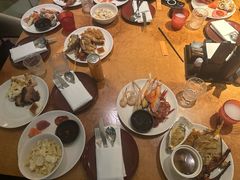 -怡咖啡海鲜自助餐厅(浦东香格里拉店)