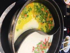 -柠檬现场台湾生鲜火锅(金茂豪庭店)