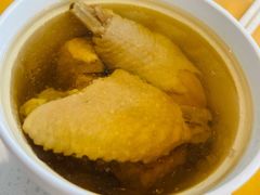 元盅鲜鸡汤-鼎泰丰(嘉年华•海信广场VILLAGE店)