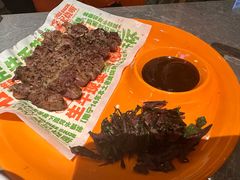 -威记烧嘢·南宁烧烤·超级生牛(绿地店)