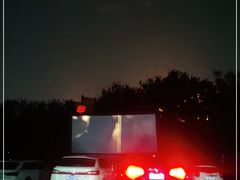 -枫花园汽车电影院(朝阳公园店)