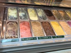 -Inside Scoop Suria KLCC