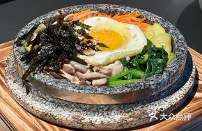 Stone Pot Egg Mixed Rice