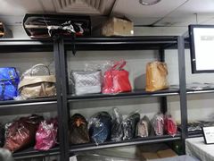 -IRENCE伊琳丝奢侈品皮具护理(二手鉴定世界广场店)