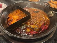 -渝井巷重庆老火锅(沈阳吉祥店)