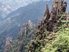 -黄山光明顶山庄
