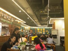大堂-胡须佬鸡煲四季火锅店(石厦西村直营店)