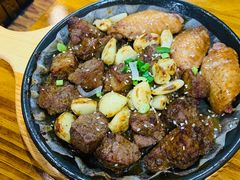 -老东镇啤酒屋海鲜加工·蒸汽海鲜·海鲜烧烤(台东店)