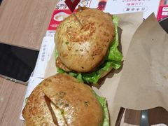 -必胜客(龙泉万达店)