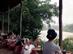 -乌托邦酒吧和餐厅