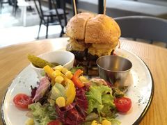 -HELLO 27 意面·沙拉·帕尼尼