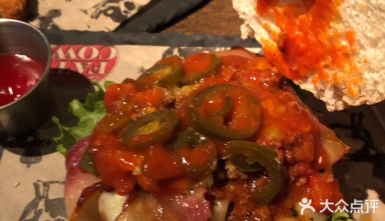 晚上正好走进了这家fat