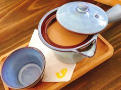 -彳亍咖啡·这里(水湾路店)